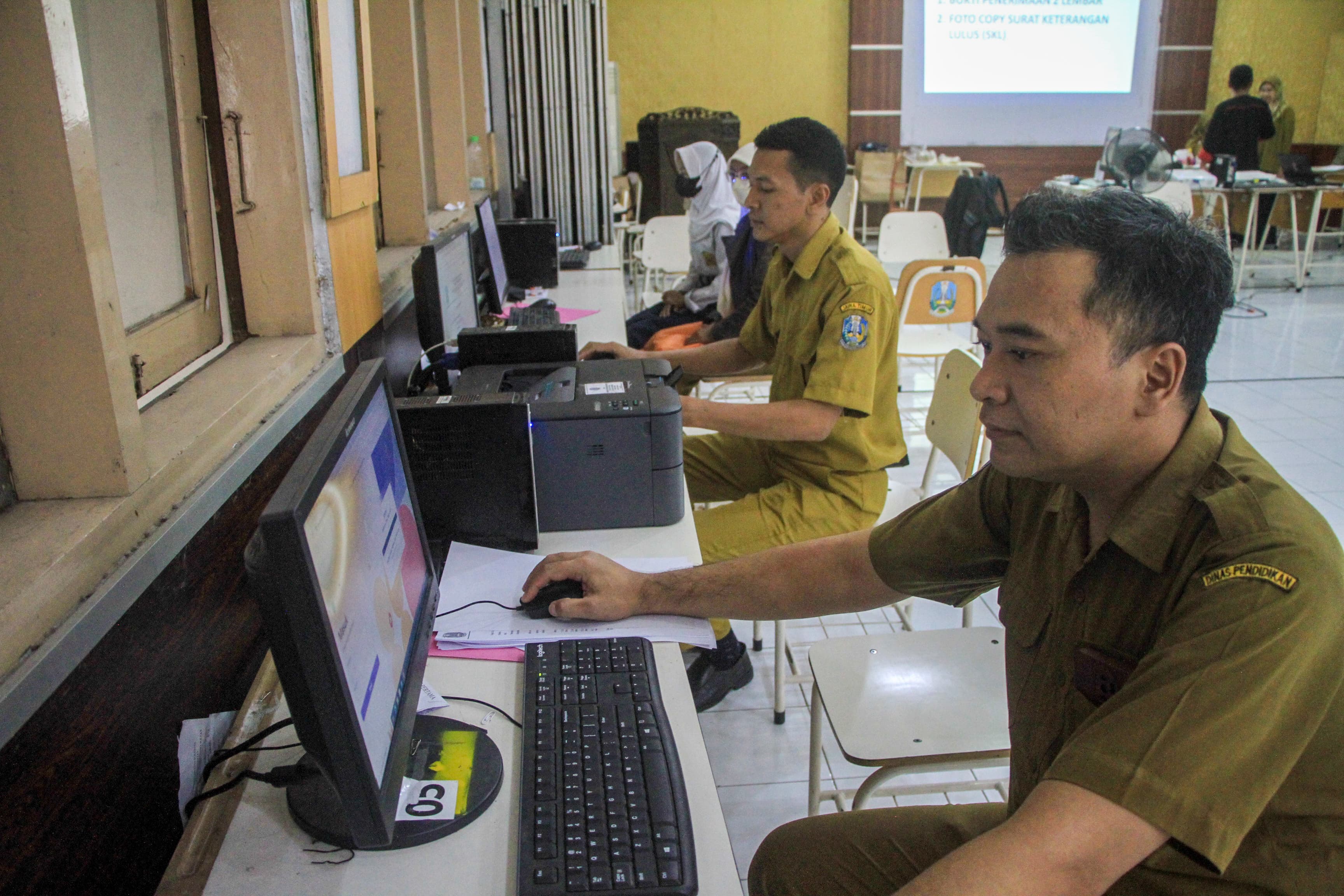 Jumlah Pendaftar PPDB Jalur Zonasi SMK di Jawa Timur Tahun 2024 Menurun