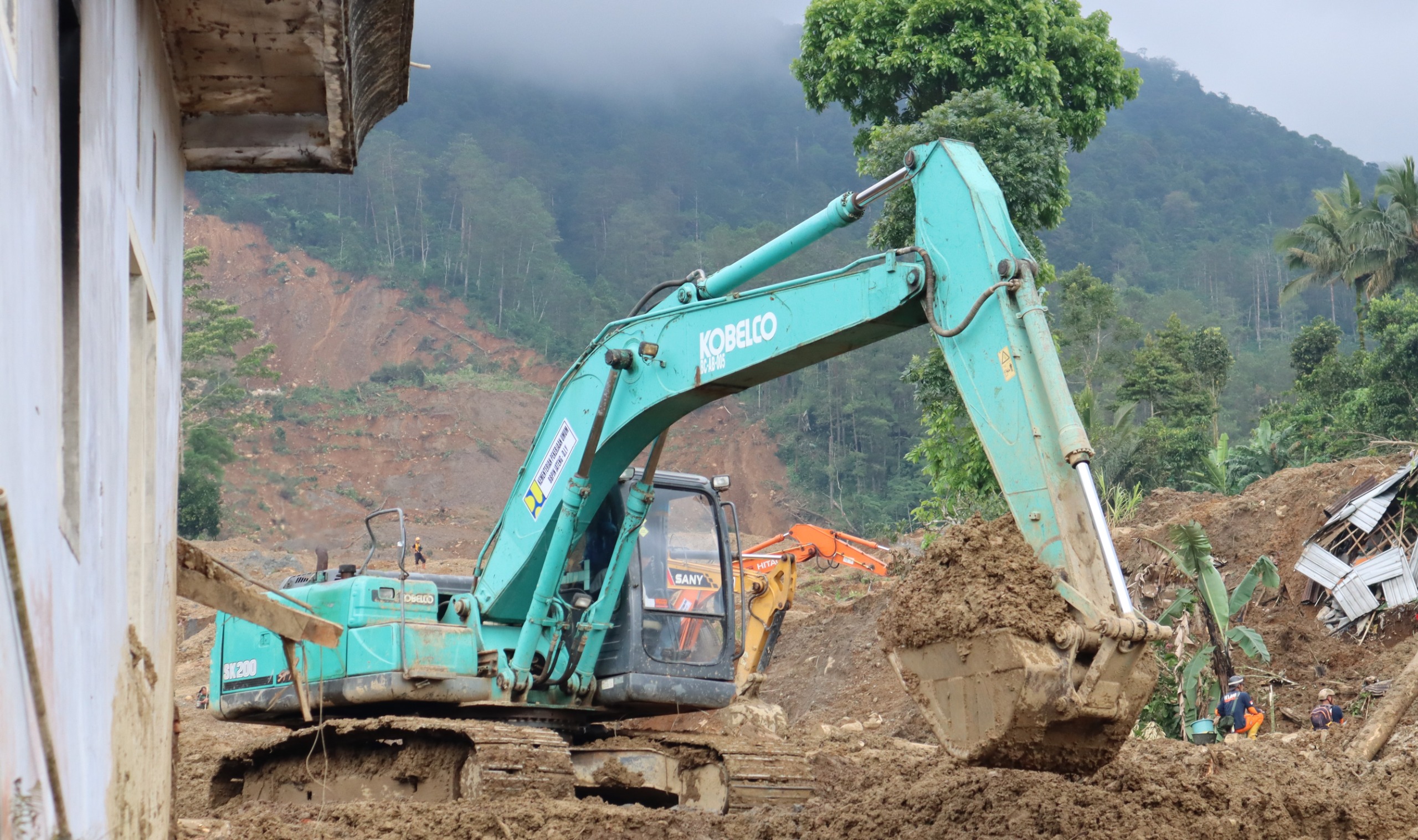 Operasi SAR Longsor Banjarnegara Diperpanjang, Warga Hilang Masih 16 Orang