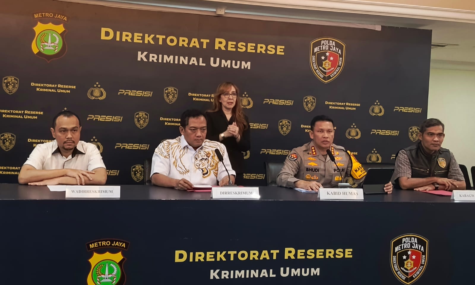 Polisi Angkat Bicara Soal Potensi Roy Suryo CS Ditahan