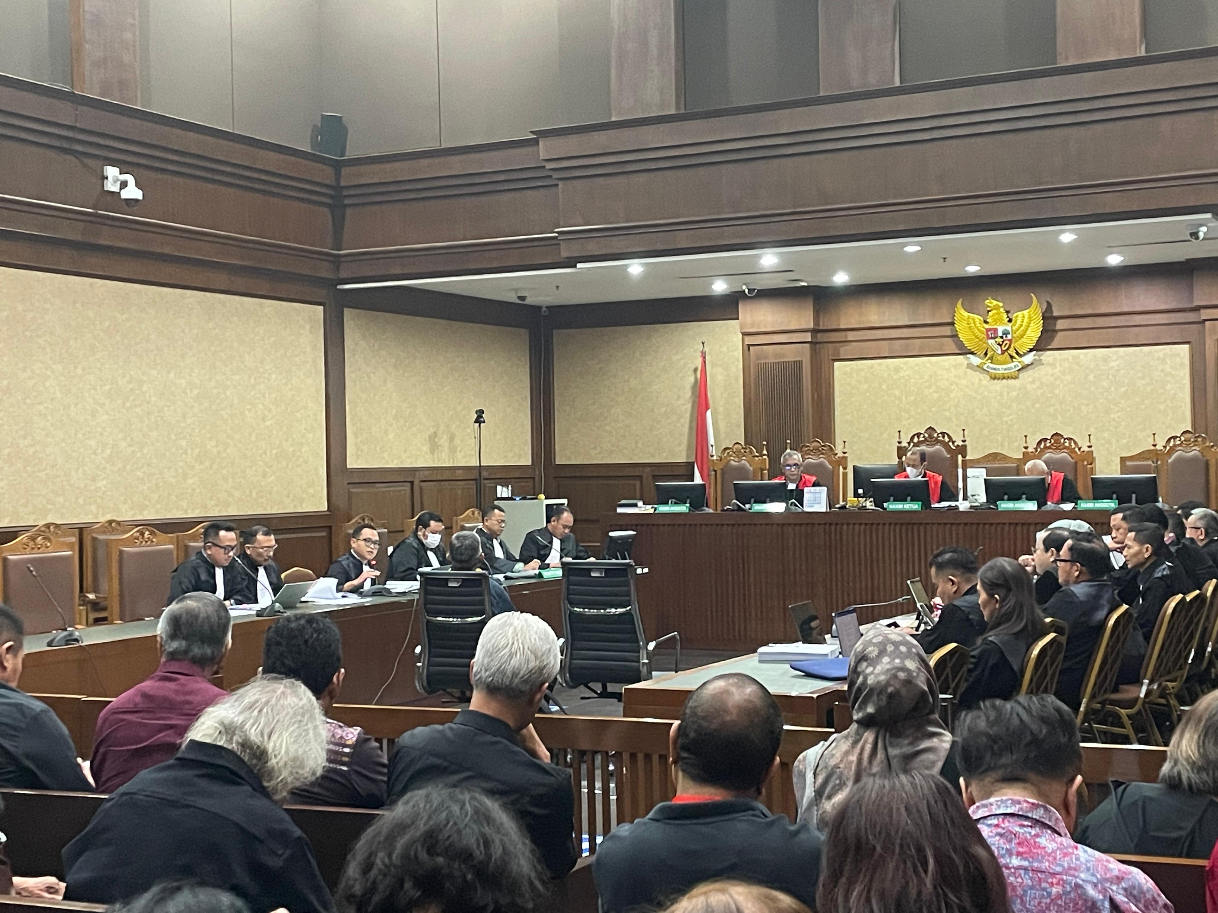 Sidang Hasto: Pengacara Protes Kesaksian Saksi KPK Tak Berdasarkan Fakta Langsung