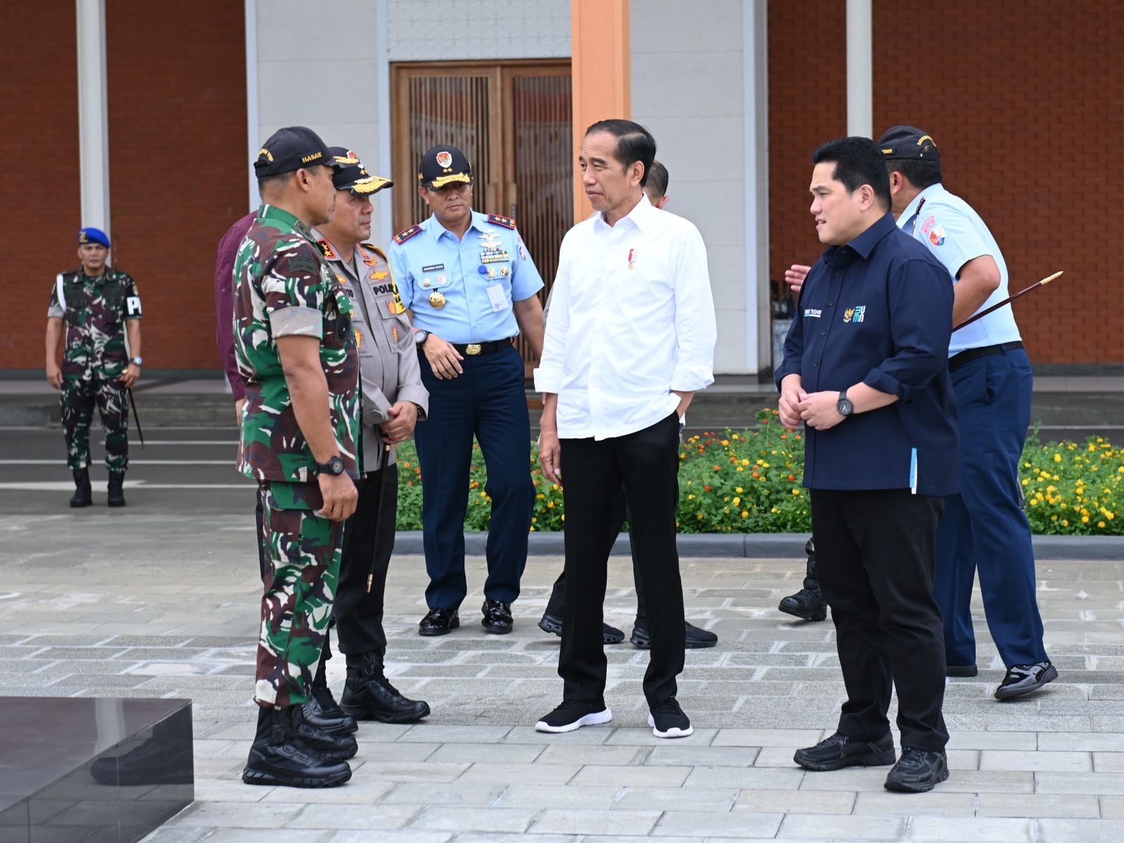 Erick Thohir Dampingi Presiden Jokowi Cek Program Pembangunan Proyek Vital BUMN