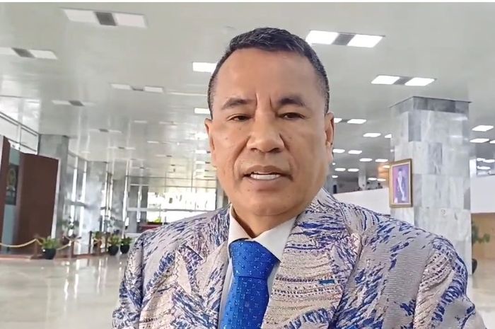 Hotman Paris Minta Prabowo Gelar Perkara Kasus Korupsi Nadiem Makarim di Istana