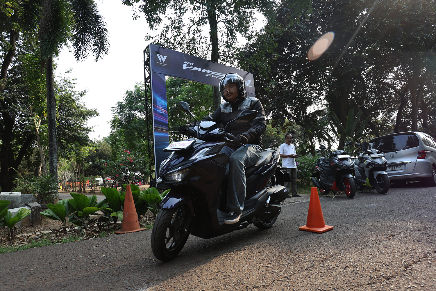 Honda Laki Code Hadirkan Keseruan Riding dan Kebersamaan AHJ-AHMT 