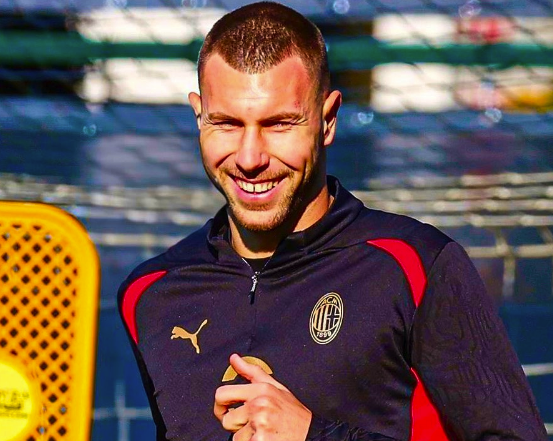 AC Milan Bakal Lepas Strahinja Pavlovic, Fenerbahce Mau Angkut!