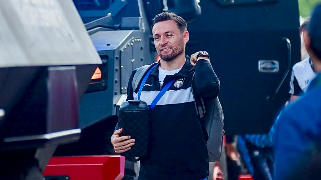 Bertandang ke Persita, Persib Naik Rantis ke Indomilk Arena