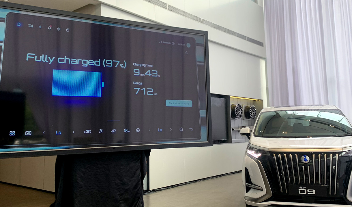 Ngecas Hanya 5 Menit dari 10 – 70 Persen dengan Flash Charging BYD