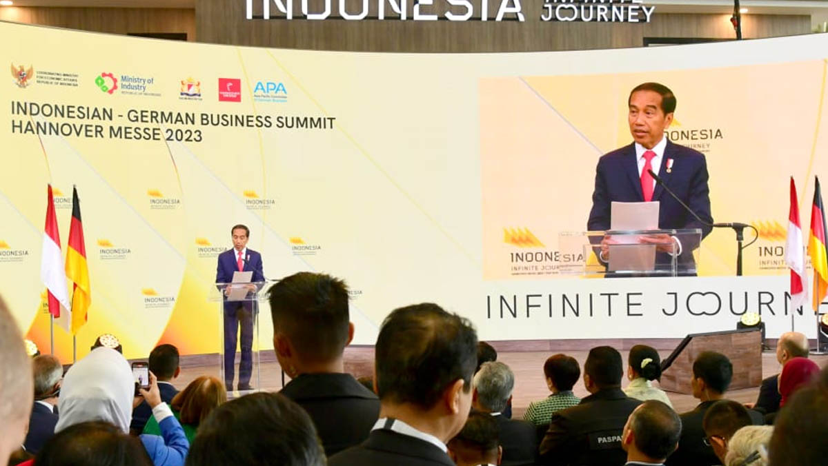 Pidato Presiden Jokowi Direvisi Bawahan, Rocky Gerung: Yang Pinter-pinter Disingkirkan Senior Takut Persaingan