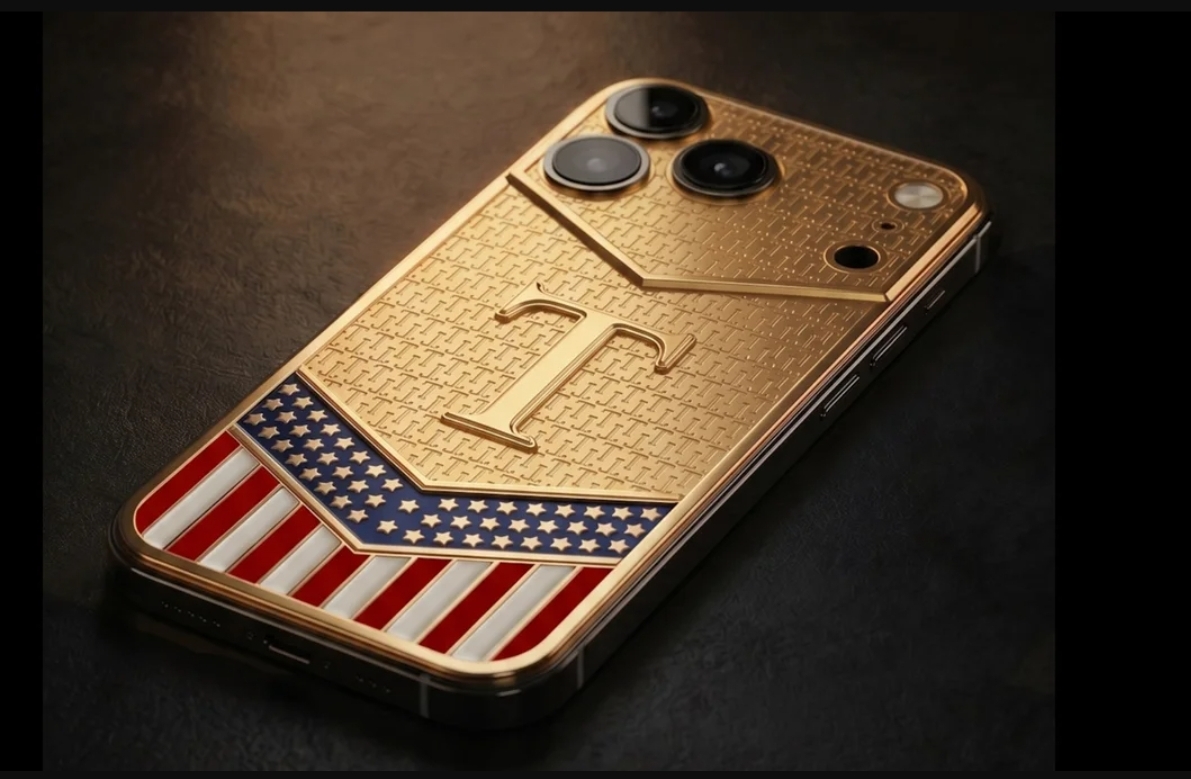 iPhone 17 Pro Max Emas 24 Karat Bertema Donald Trump Dijual Rp179 Juta