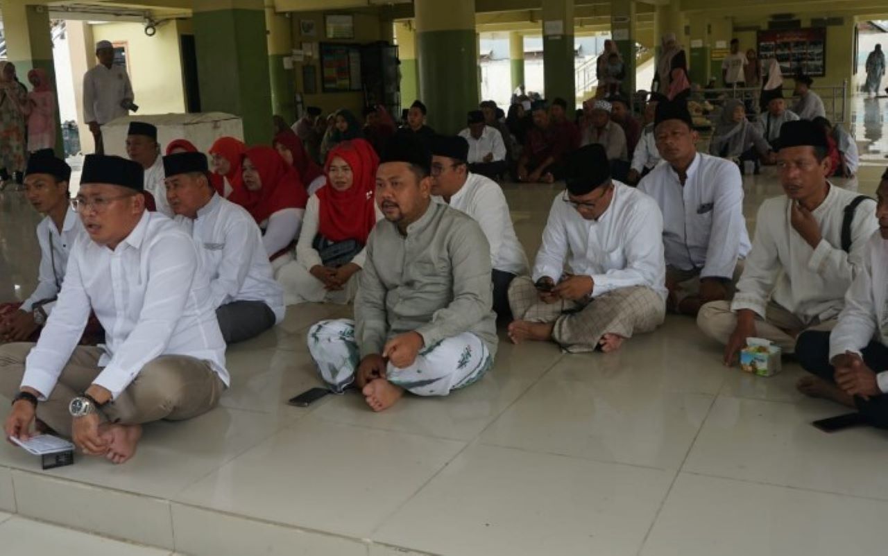 Sambut Ramadan, Pengurus DPC Gresik Ziarah ke Makam Wali