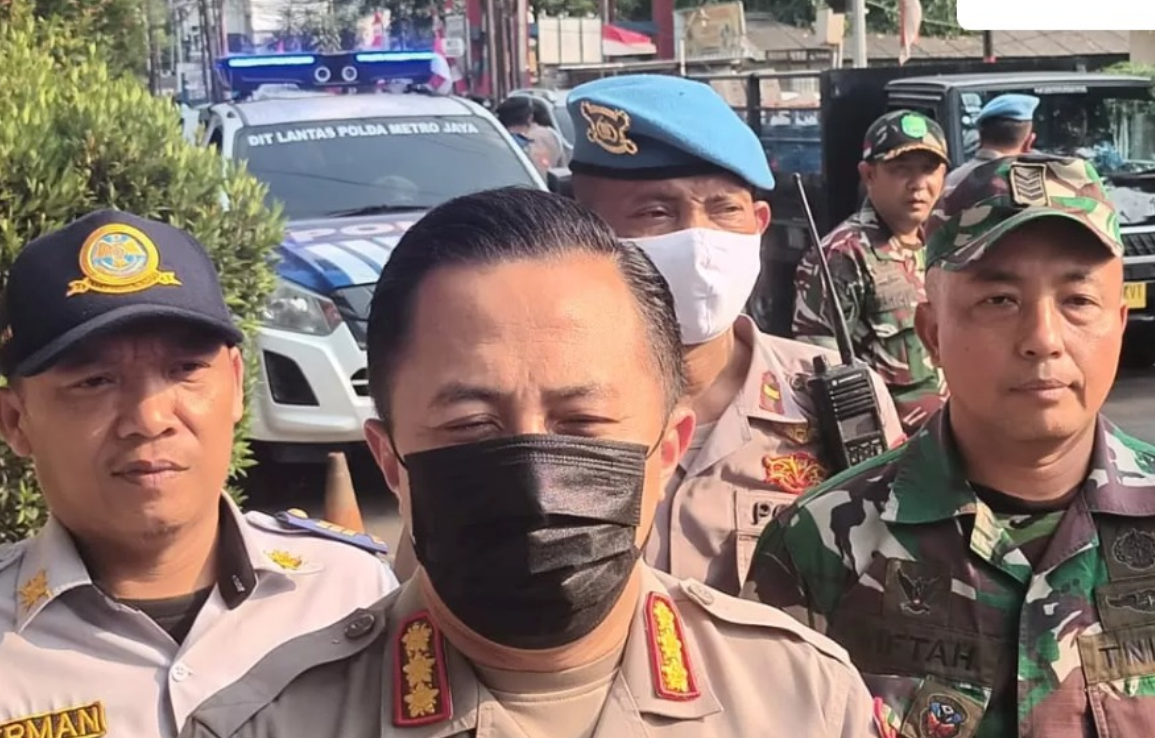 Nekat Lawan Arah di Jalan Ciputat Raya, 50 Pemotor Kena Tindak Tilang 