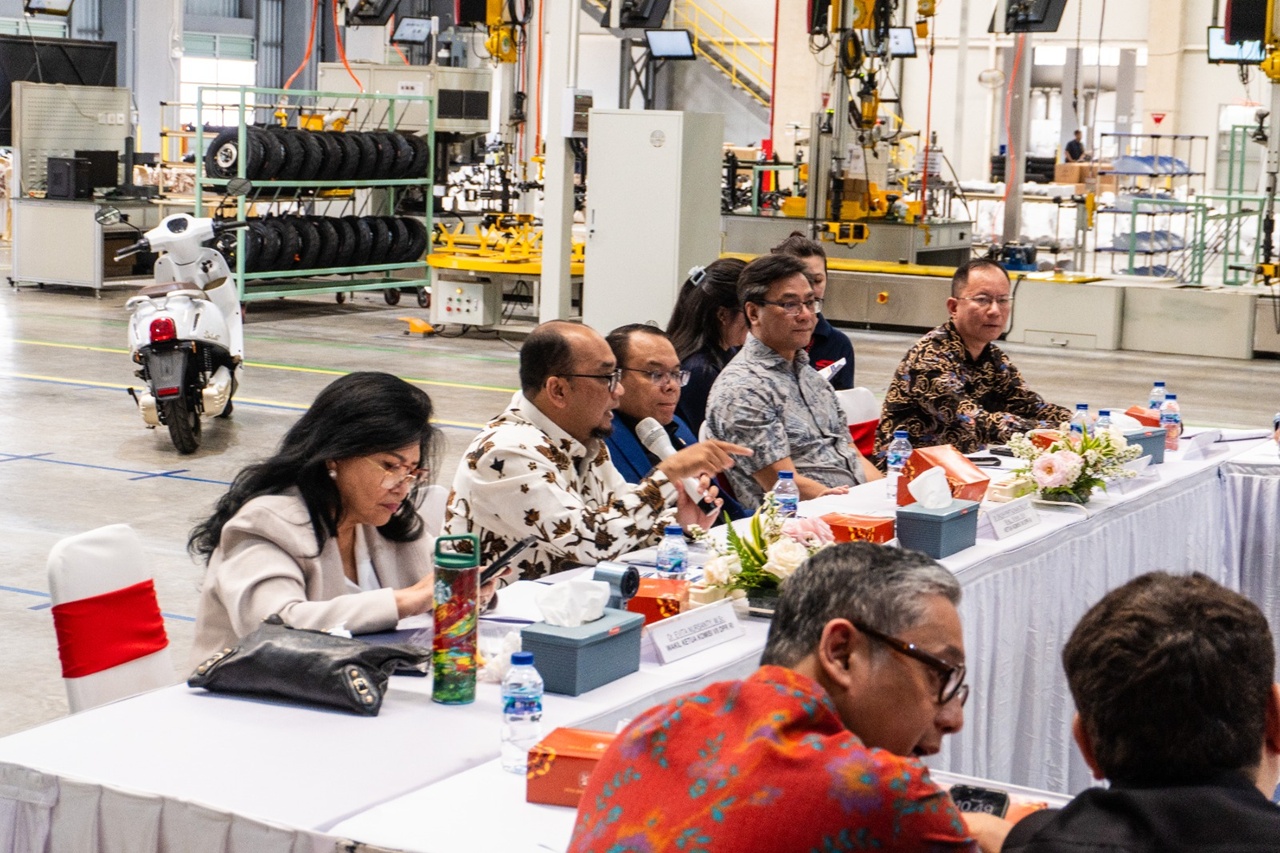 Pemerintah Tekankan TKDN dan SNI, QJMOTOR Jawab dengan Investasi dan SDM Lokal