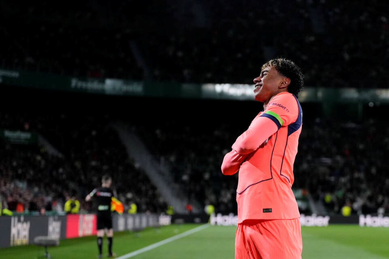 Rating Pemain Barcelona yang Kalahkan Elche 3-1, Lamine Yamal Keren!
