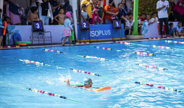 CitraLand Gelar Fun With Swimming V untuk Peringati HUT RI ke-80, Magnet Atlet Renang Cilik Jawa Timur