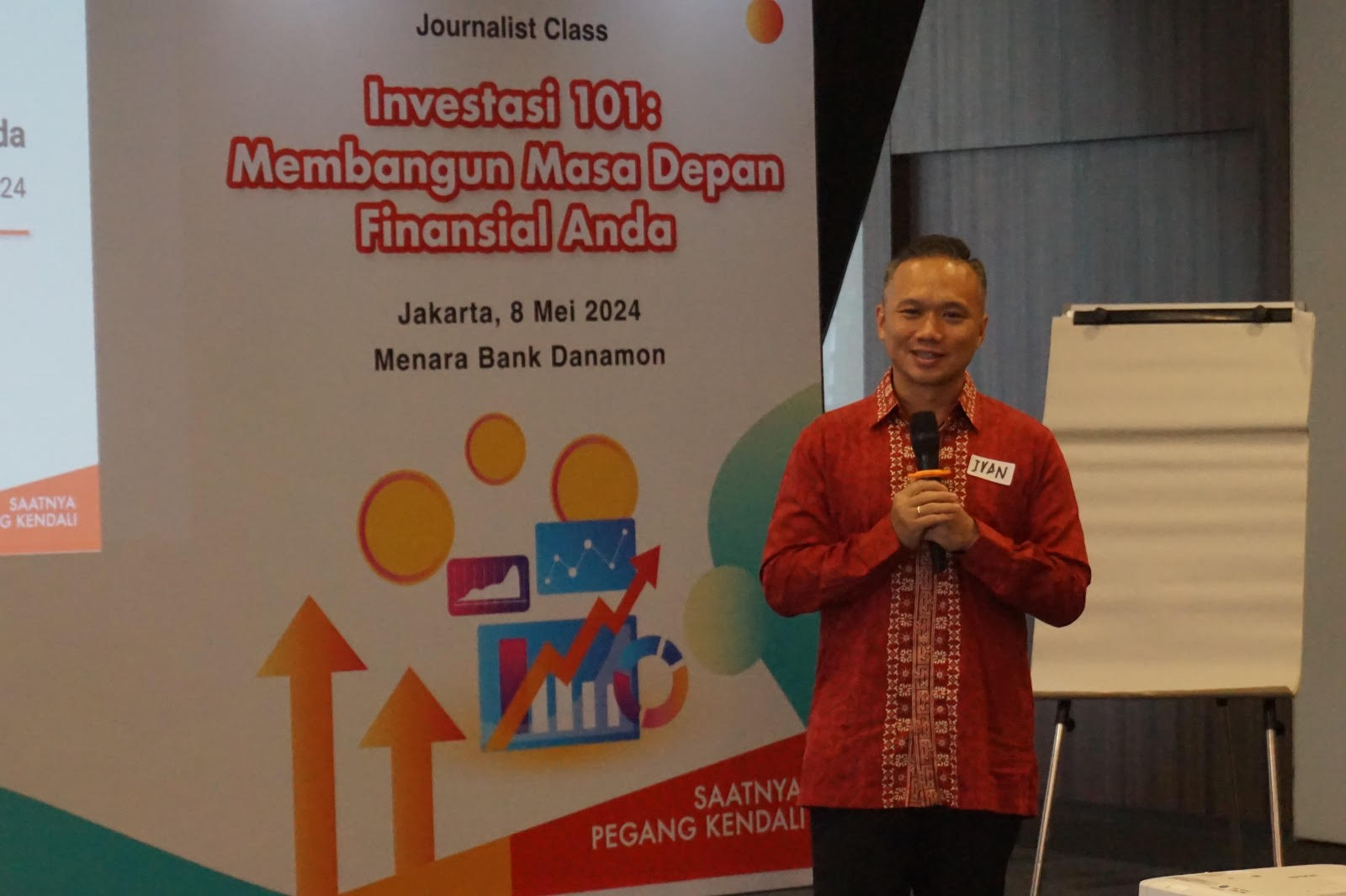 Nilai Mata Uang Melemah, Bank Danamon Berikan Saran dan Tips Investasi