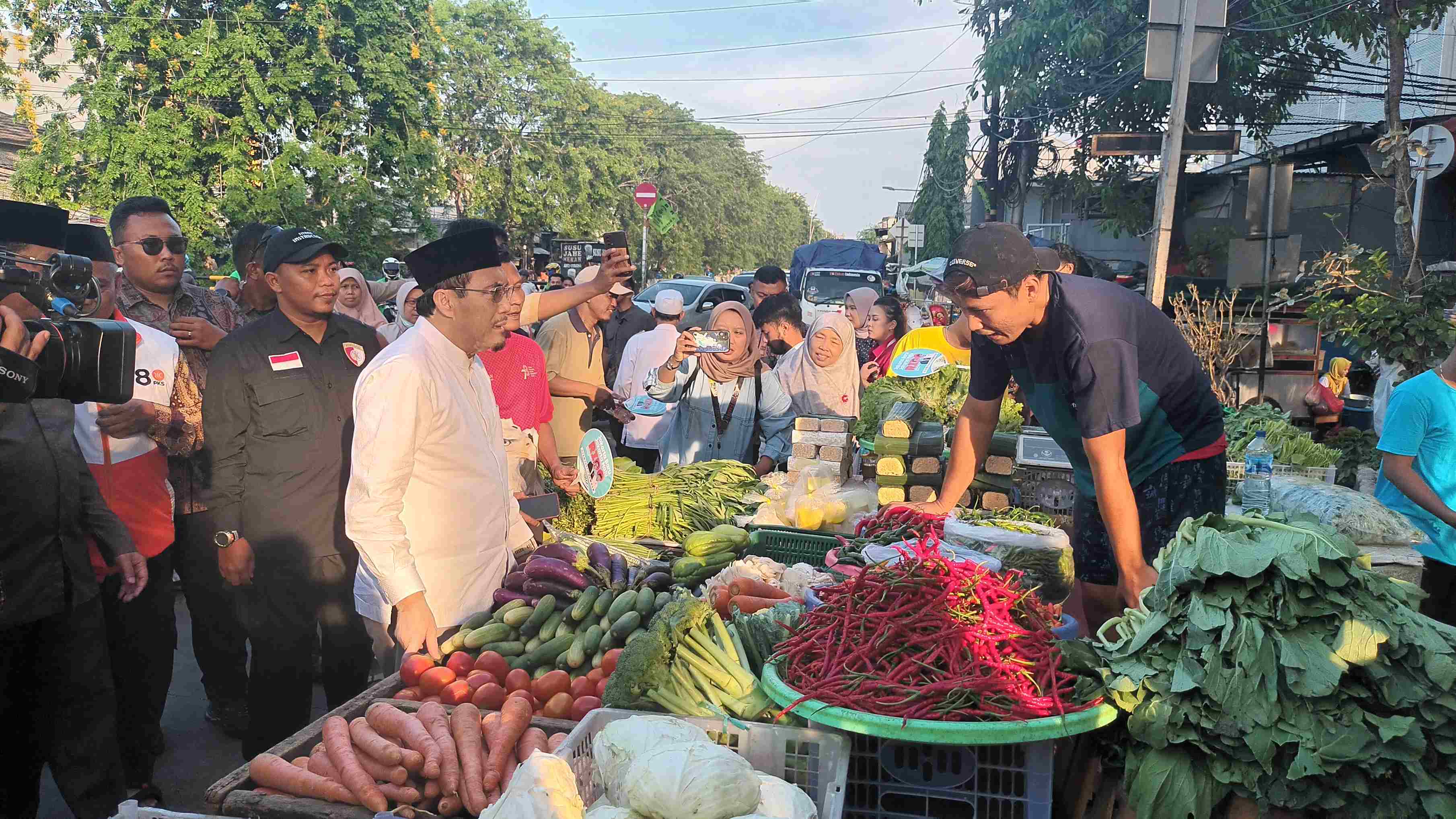 Berkunjung ke Kemayoran, Suswono Janji akan Revitalisasi Pasar dan Rumah untuk Efisiensi Lahan Jakarta