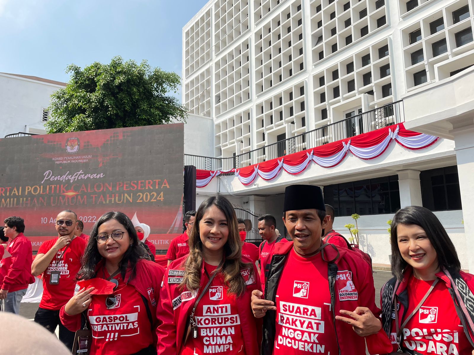 Daftar di Hari yang Sama Bareng Koalisi Indonesia Bersatu, PSI Sebut Ini Sebagai Tanda Alam 