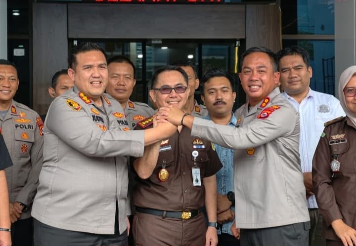 Ikuti Kapolri, Kapolres-Kapolres di Serang Silaturahmi ke Kajari