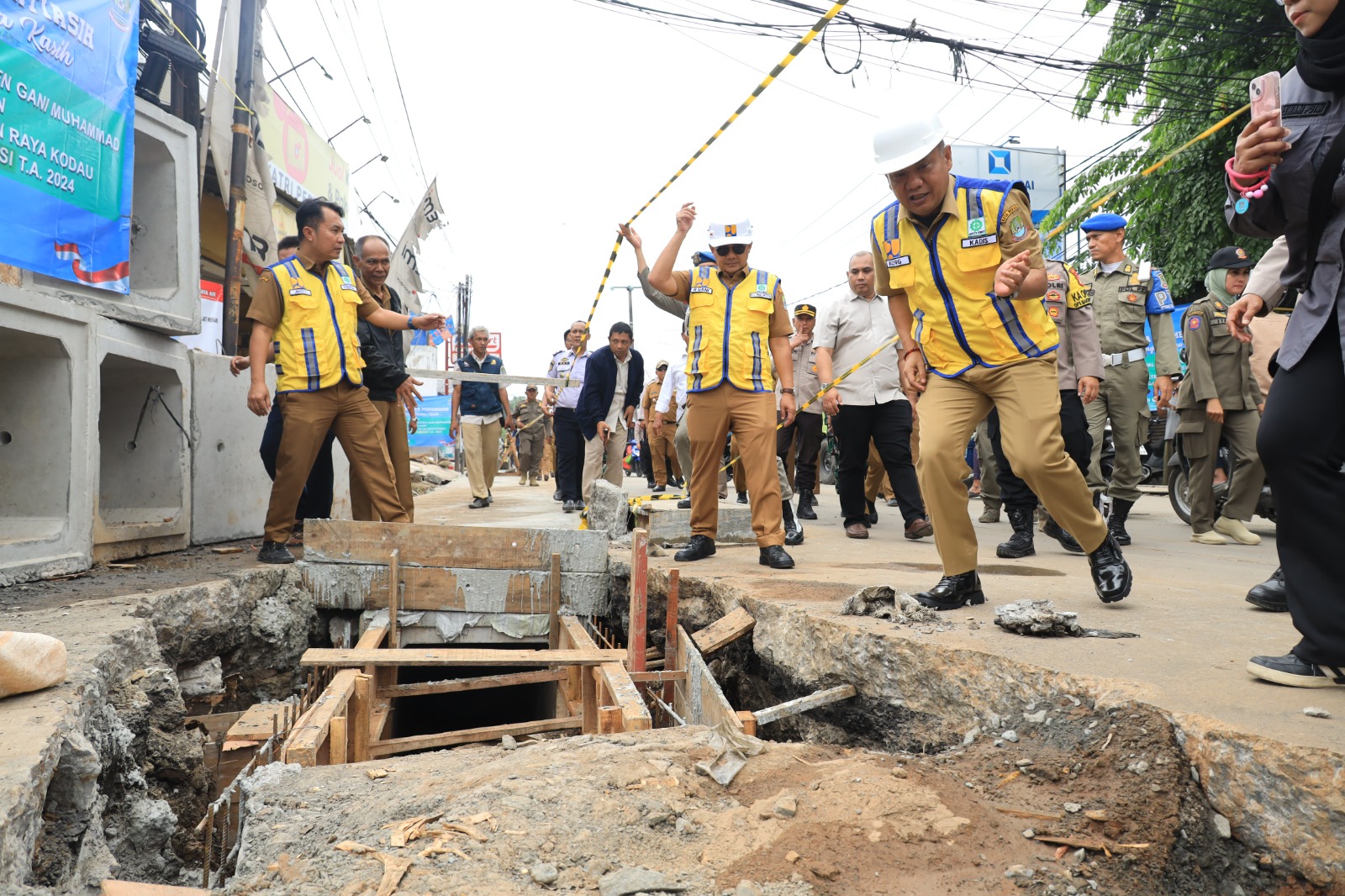 Proyek Infrastruktur dan Drainase di Kota Bekasi Dikebut, Jalan Raya Kodau Jadi Prioritas