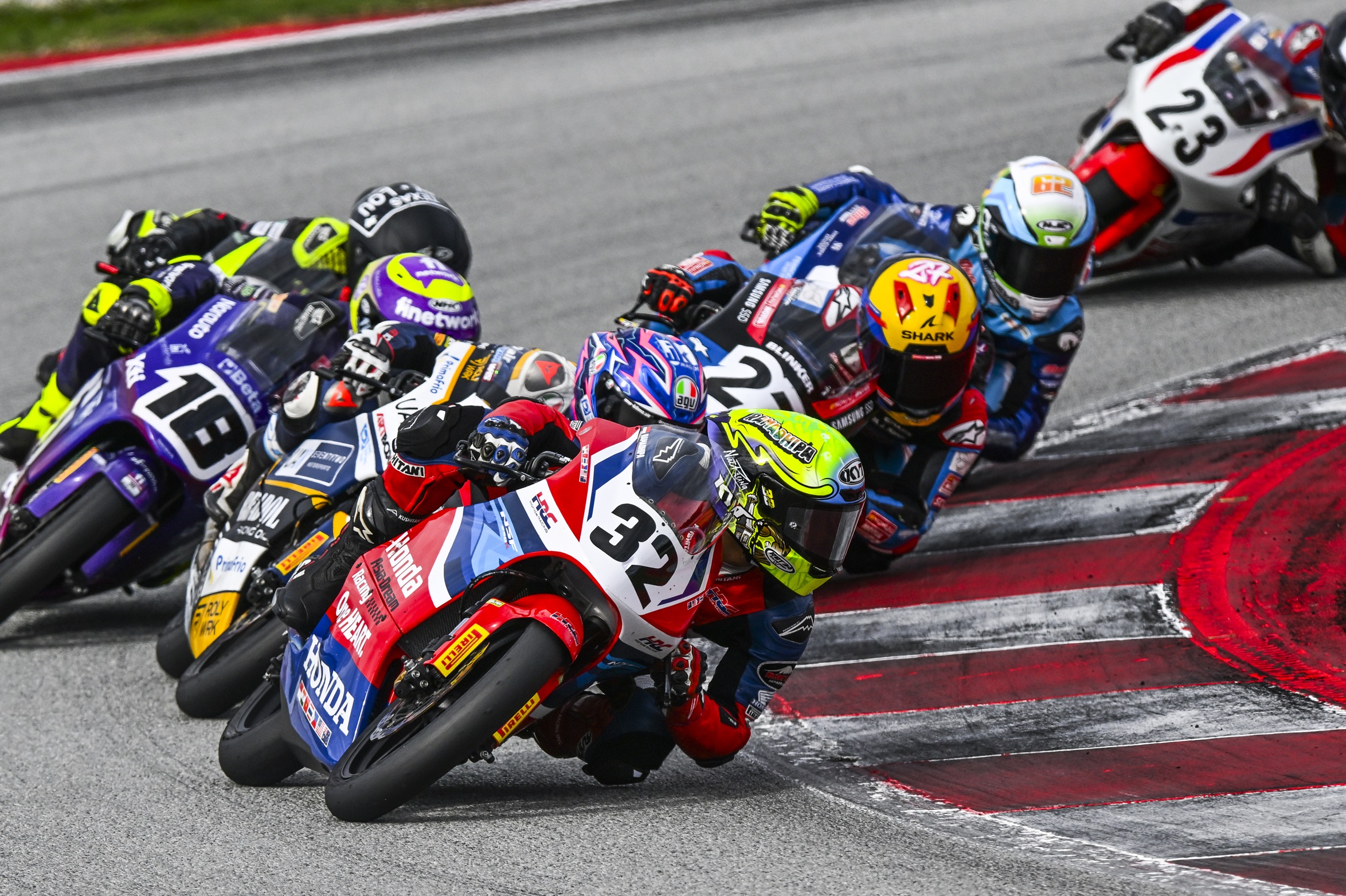 Keren! Start dari Posisi 24, Ramadhipa Bisa Menang di ETC 2025 Cataluya