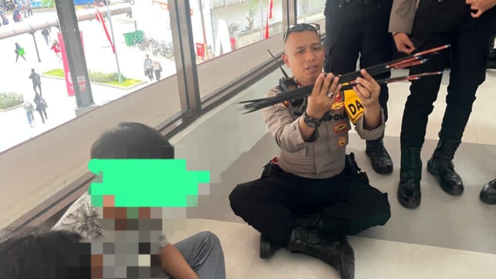 Gawat! Polisi Cegah 276 Pelajar Ikut Demo Buruh, 9 Orang Bawa Busur Panah