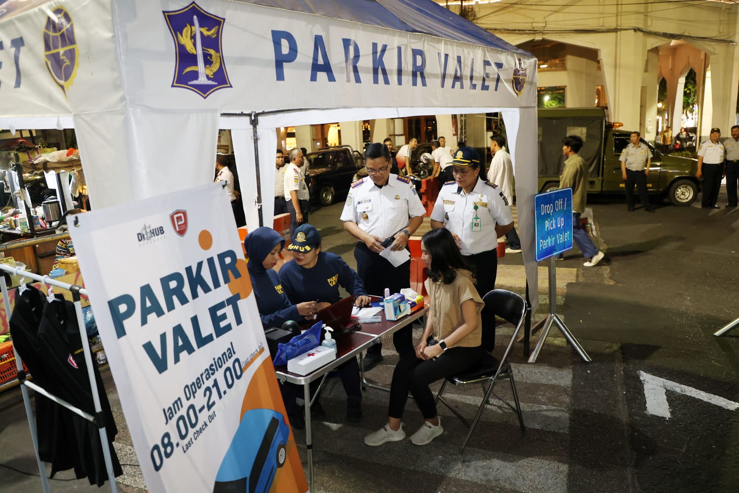 Baru, Pemkot Surabaya Buka Layanan Parkir Valet di Tunjungan