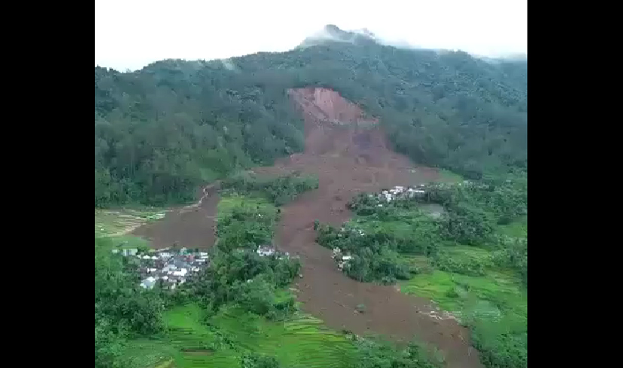 Tanah Longsor Banjarnegara Timbun Puluhan Warga dan Ratusan Lainnya Diungsikan