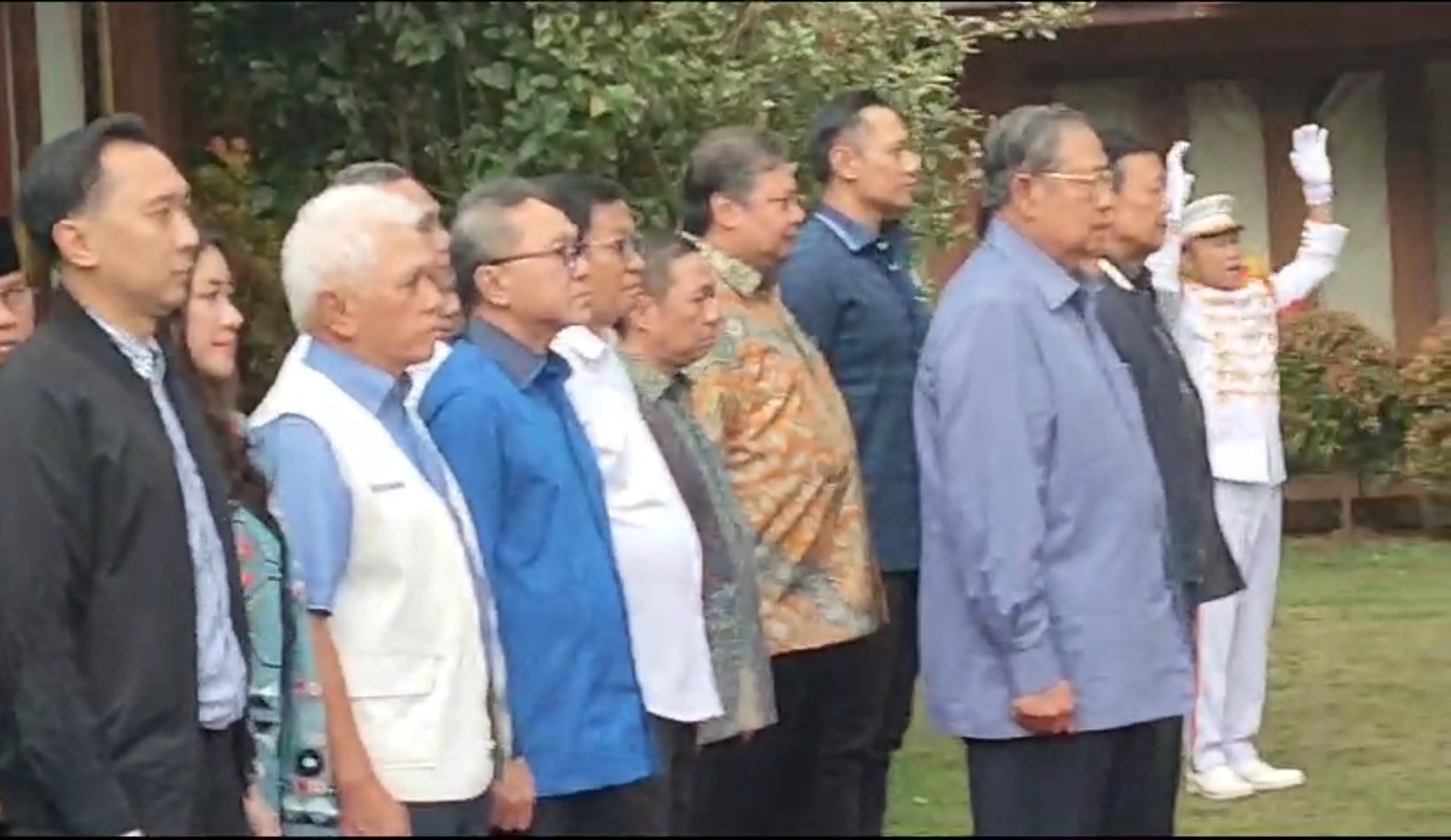 Partai Pendukung Prabowo Sambut Kedatangan Demokrat di Hambalang