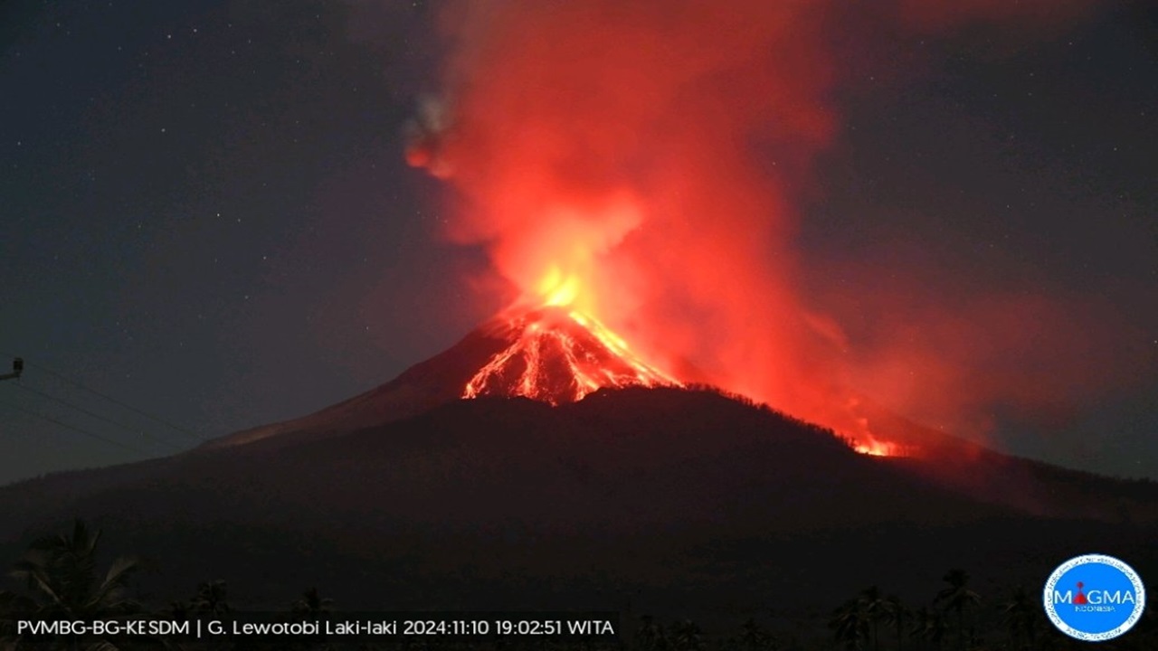 Status Gunung Lewotobi Naik, 4 Bandara di Pulau Flores Ditutup Sementara