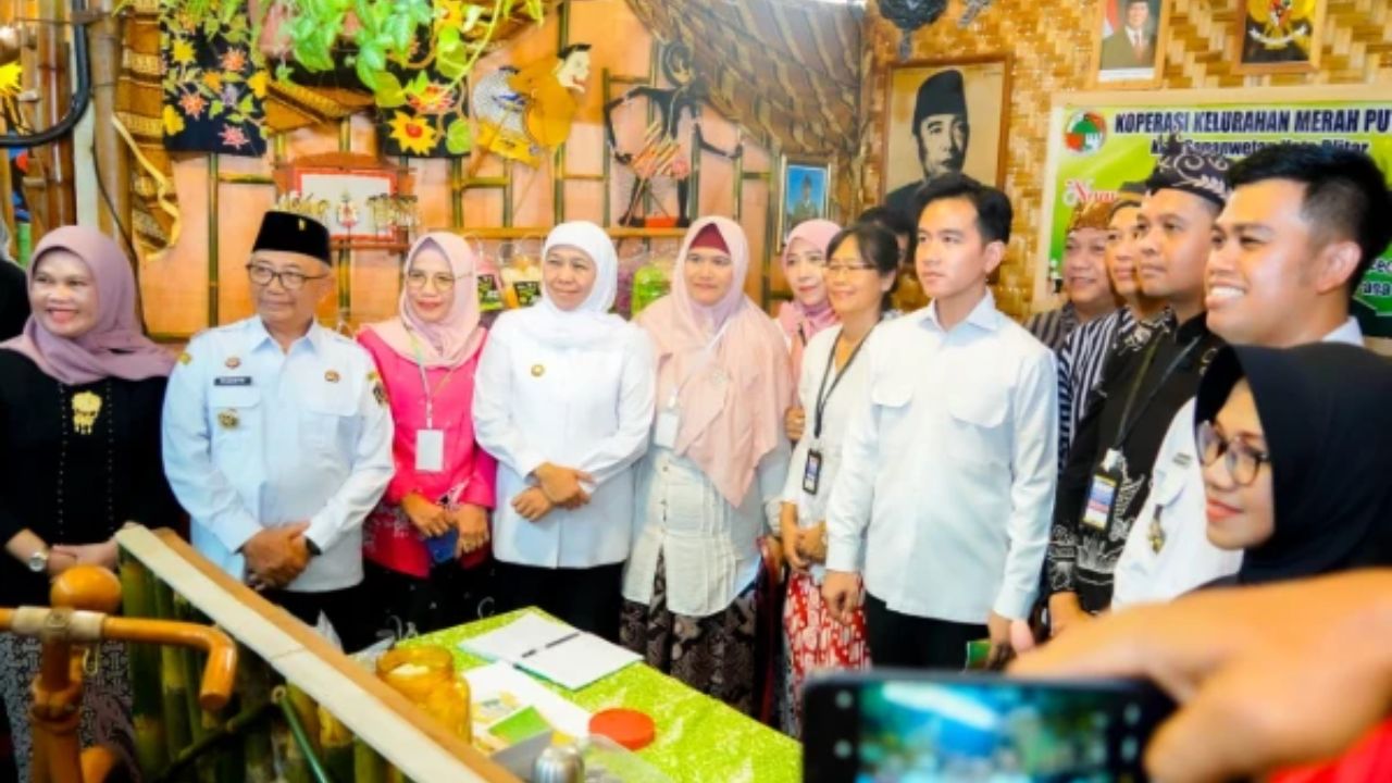 Gibran dan Khofifah Buka Bazar Blitar Djadoel: Wadah Nostalgia, UMKM, dan Budaya Jawa Timur
