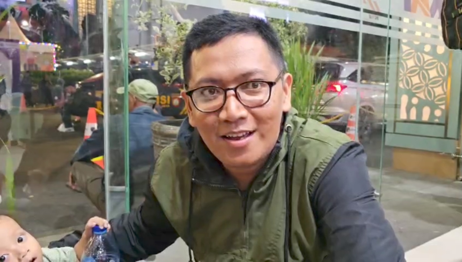 Yusuf dan Keluarga Mudik ke Yogyakarta di Malam Takbiran, Harga Tiket Melambung