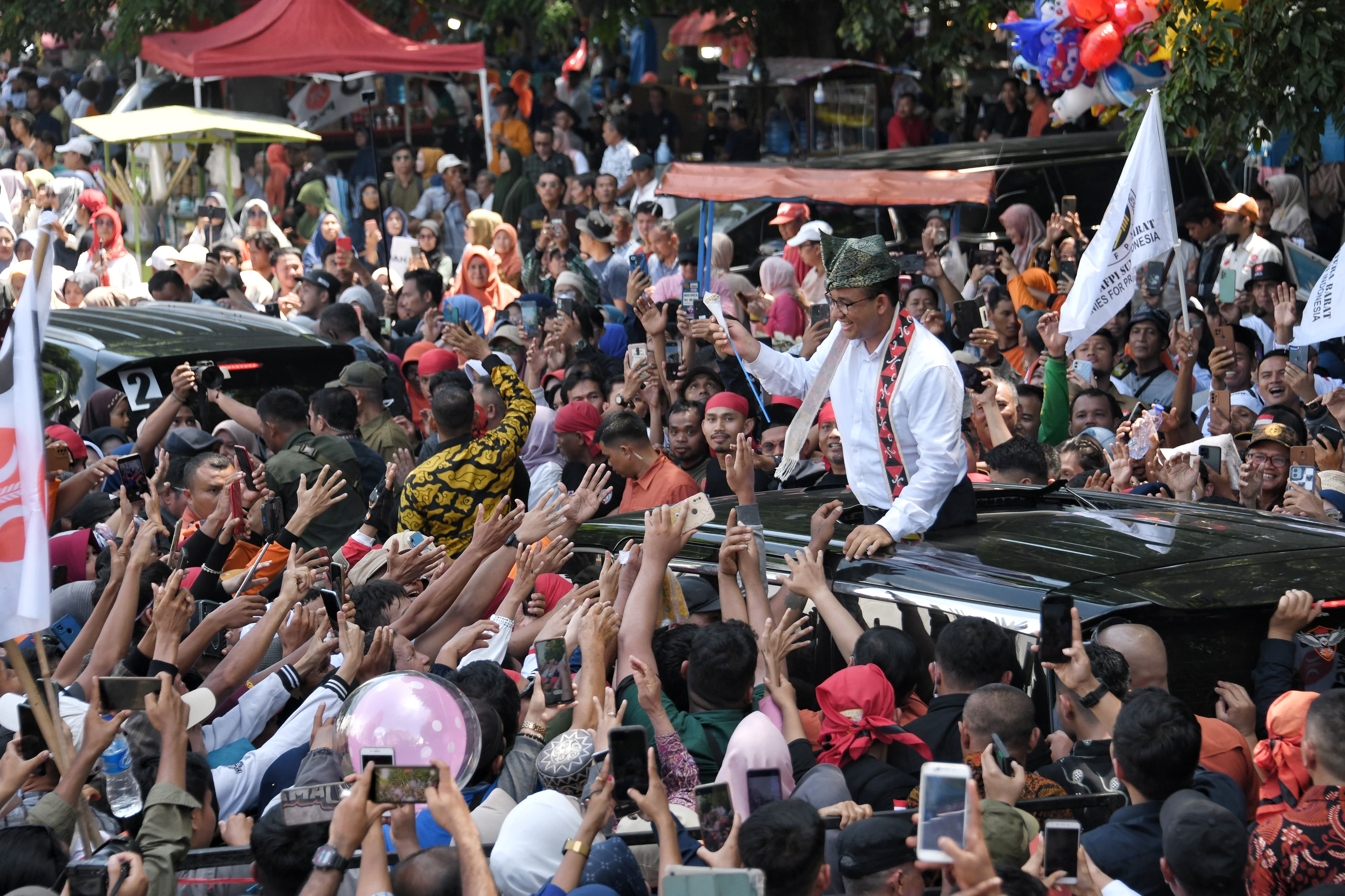 Di Hadapan Rakyat Sumbar, Anies Pastikan Konsisten Memperjuangkan Rakyat