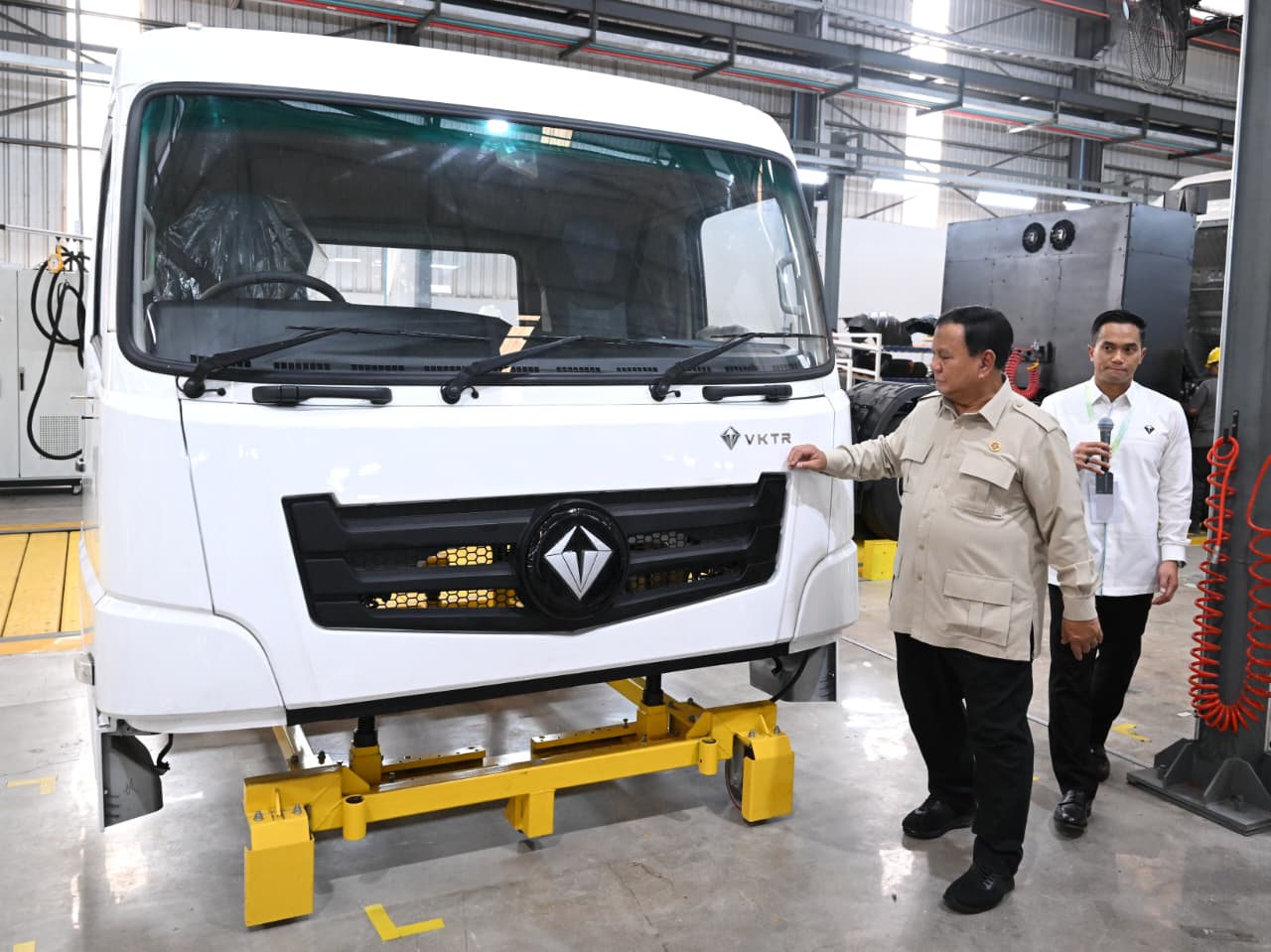 Prabowo Ingin Indonesia Punya Raksasa Otomotif Seperti Jepang dan Korea