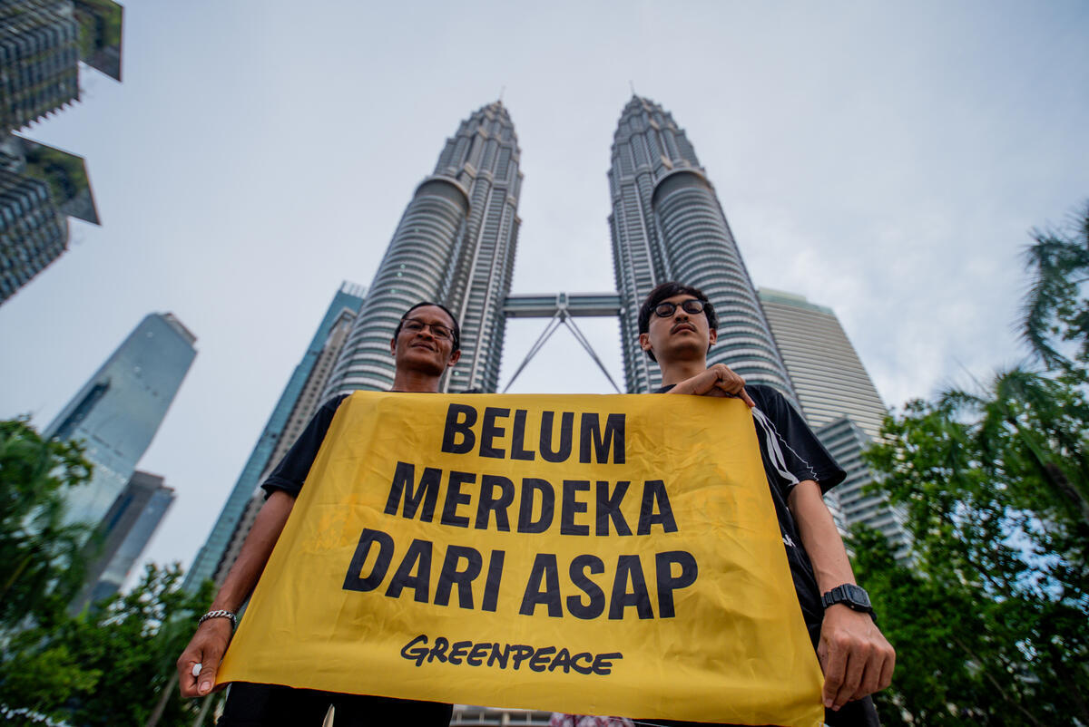 Singapura dan Malaysia Mau Tempuh Jalur Hukum karena Karhutla, Prabowo Didesak Buka Bantuan Internasional