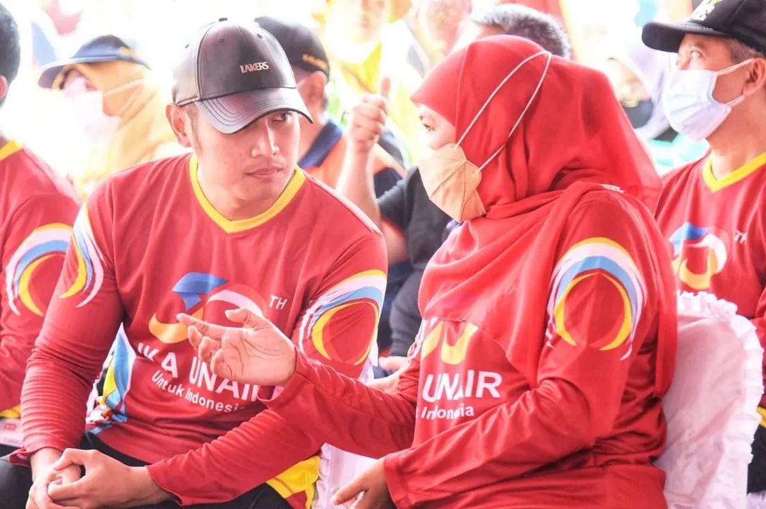 Bukan Hanya PKS, Prabowo Disebut Pertimbangkan Khofifah