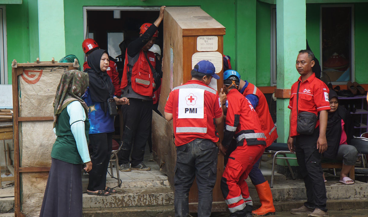 Banjir Bekasi Rugikan PMI Rp 15 Miliar, Alat Transfusi Darah Terendam di Lantai Bawah