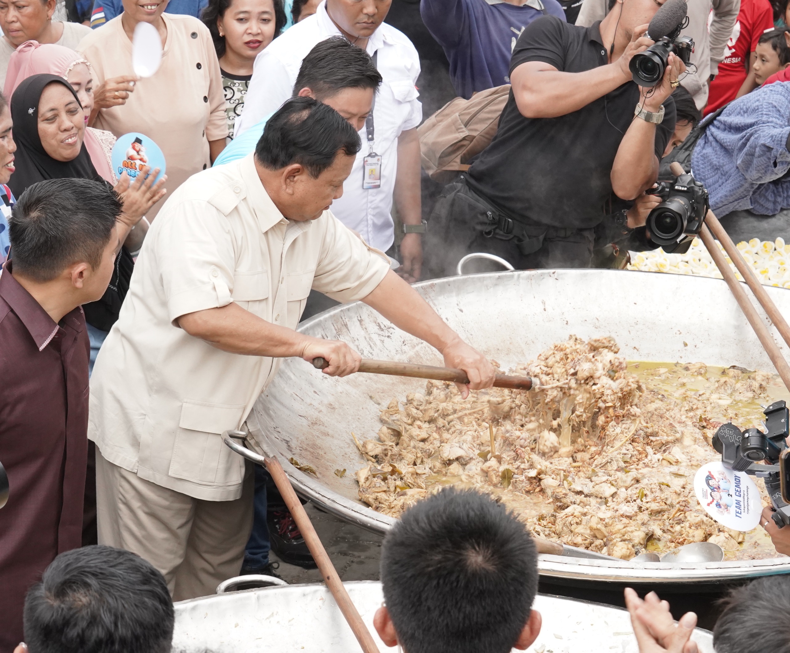 Lunas! Prabowo Tepati Janjinya untuk Hadir di Acara Masak Besar Bobon Santoso
