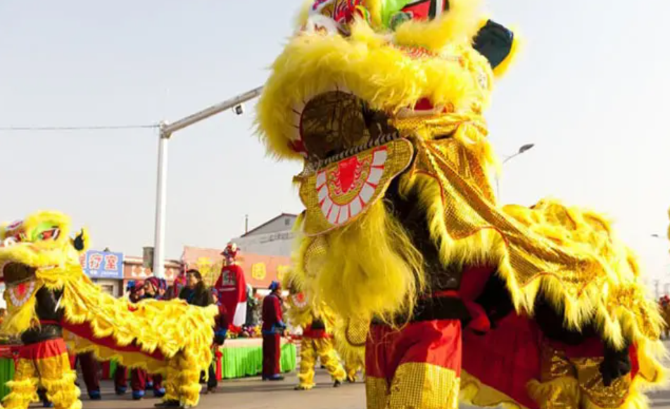 Asal Usul Barongsai, Kostum, dan Maknanya sebagai Simbol Keberuntungan Hari Raya Imlek