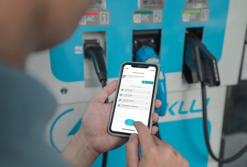 Permudah Mobilitas Kendaraan Listrik, PLN Operasikan 4.655 SPKLU Sepanjang 2025