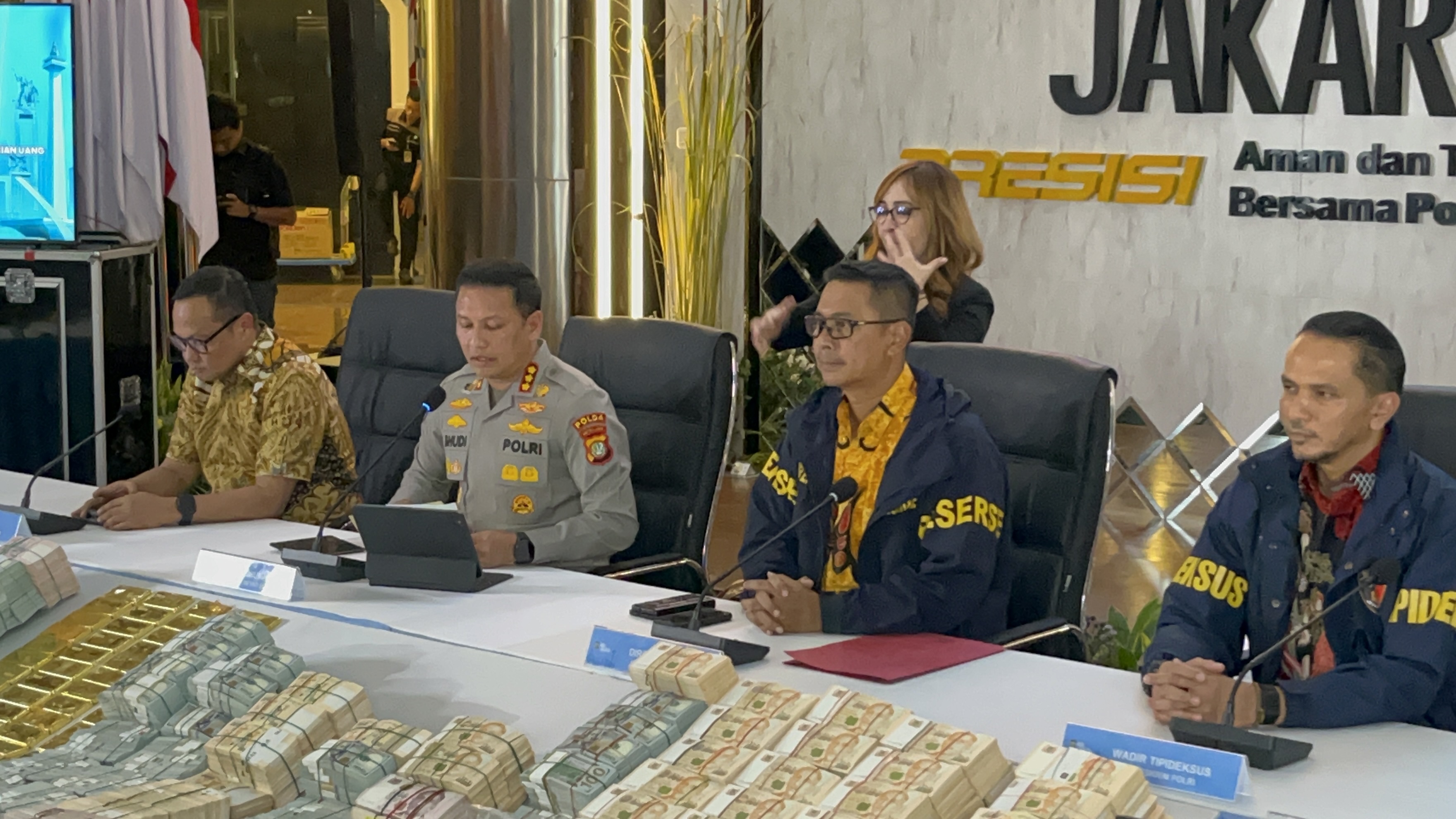 15 Saksi Dikuliti, Polisi Telusuri Peran Money Changer hingga Driver Rumah Sentul Jampidsus