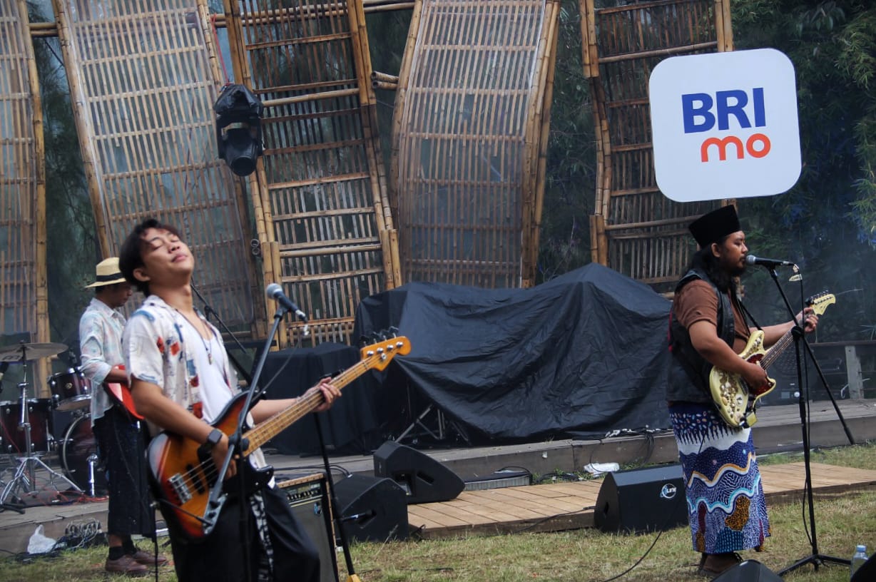 Lorjhu' Buka BRI Jazz Gunung Series 2 Bromo, Band Cadas Madura!