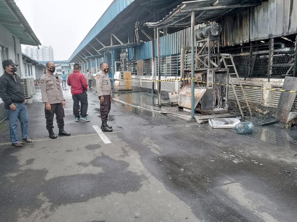Pabrik Sepatu Asal Korea di Kibin Terbakar, Kerugian Ditaksir Rp 30 Miliar 
