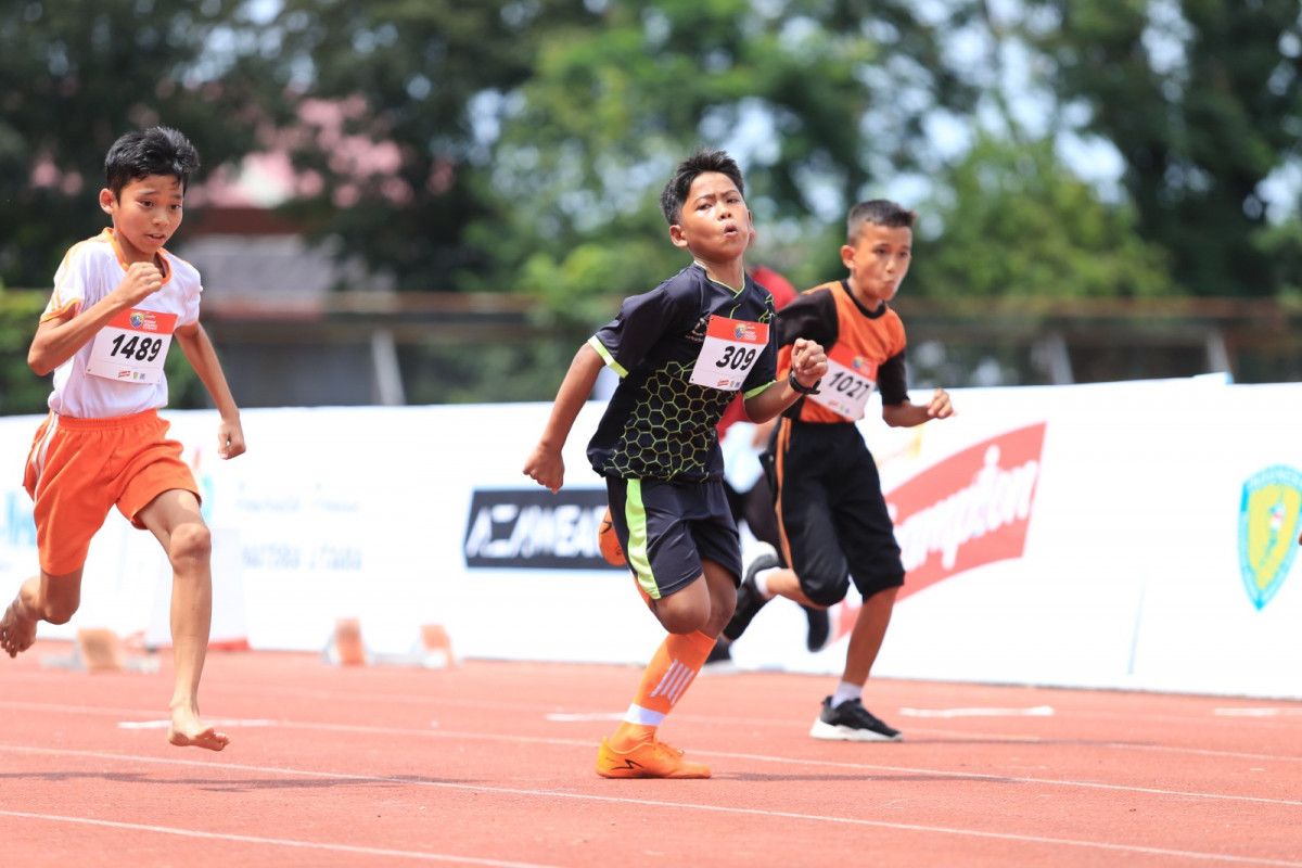 Ilham Razaky dan Adeni Tri Anggraini Menangi Lari 60 Meter SAC Indonesia 2023-Sumatera Qualifiers