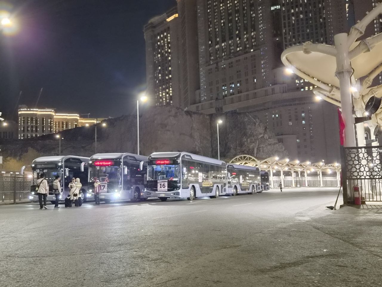 Bus Shalawat Berhenti Sementara Mulai 22 Mei, PPIH Imbau Jemaah Salat di Sekitar Hotel