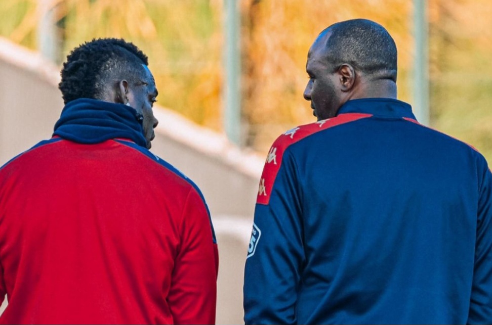 Mario Balotelli Beri Kritik Pedas ke Pelatih Genoa Patrick Vieira