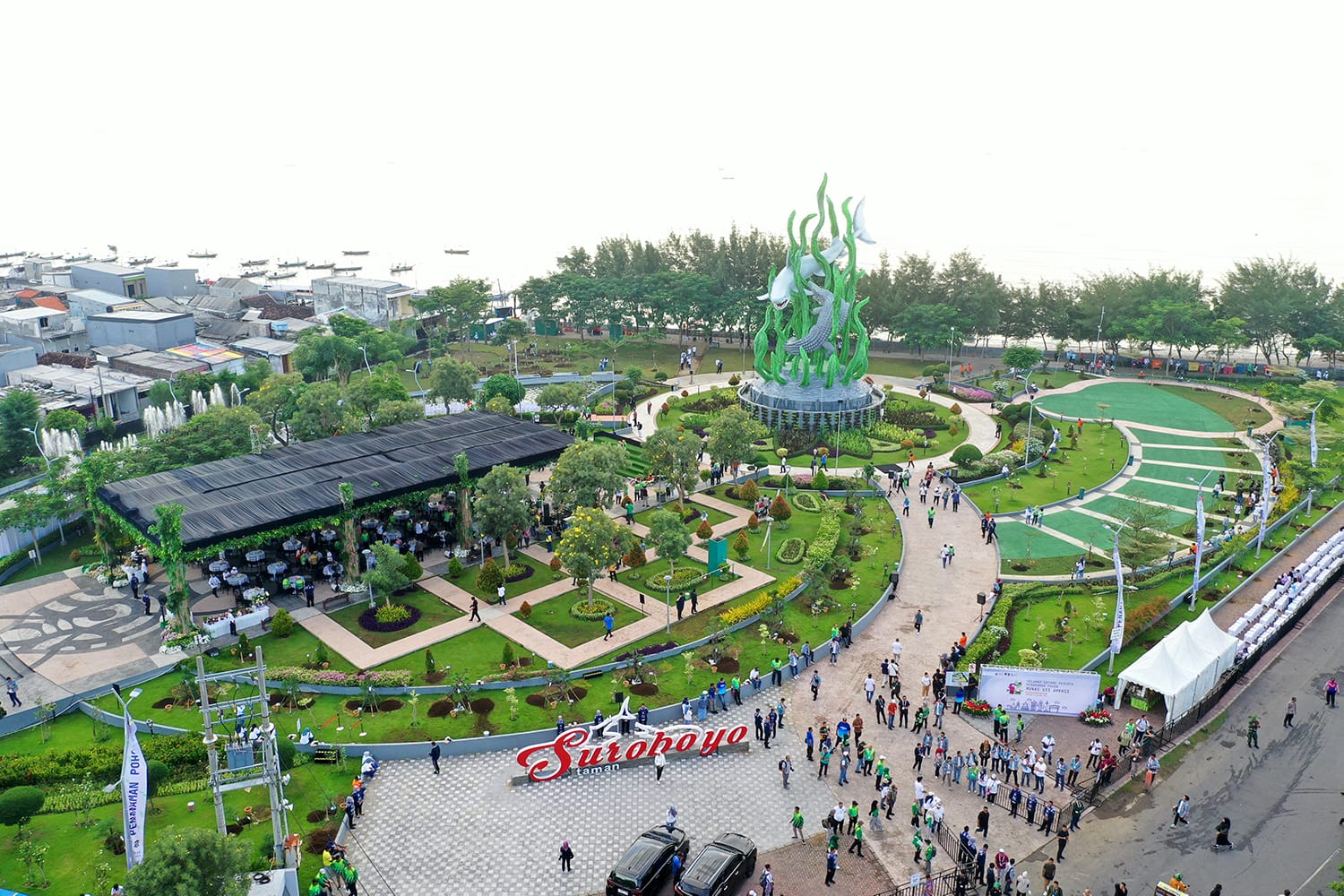 Dinilai Belum Realistis, Pemkot Tunda Pembangunan Tanggul Laut Pesisir Surabaya 