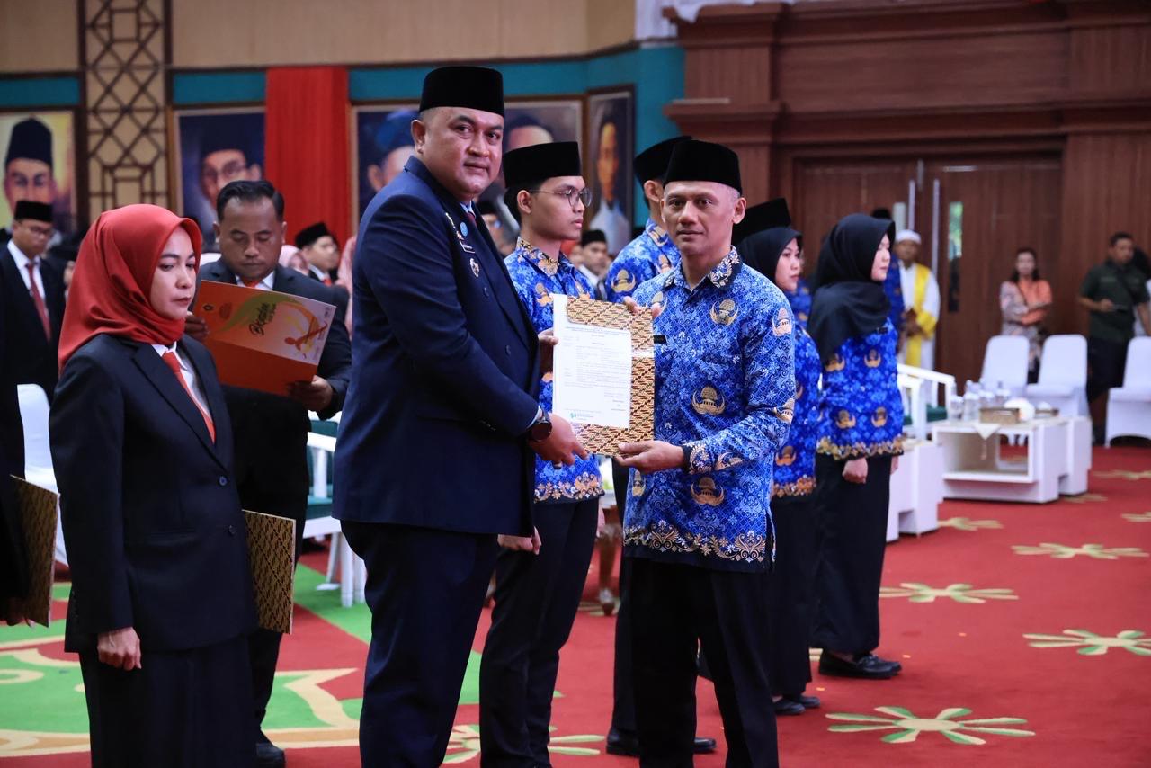 Bupati Bogor Lantik PPPK Penuh Waktu Tahap II, Formasi Paruh Waktu Akan Menyusul
