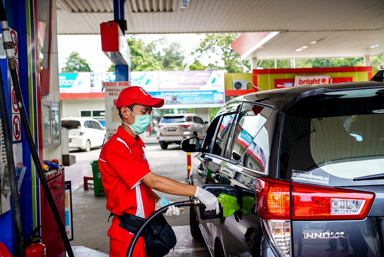Harga BBM Terbaru Usai Turun Hingga 1.140 per Liter di Semua SPBU Pertamina-Shell