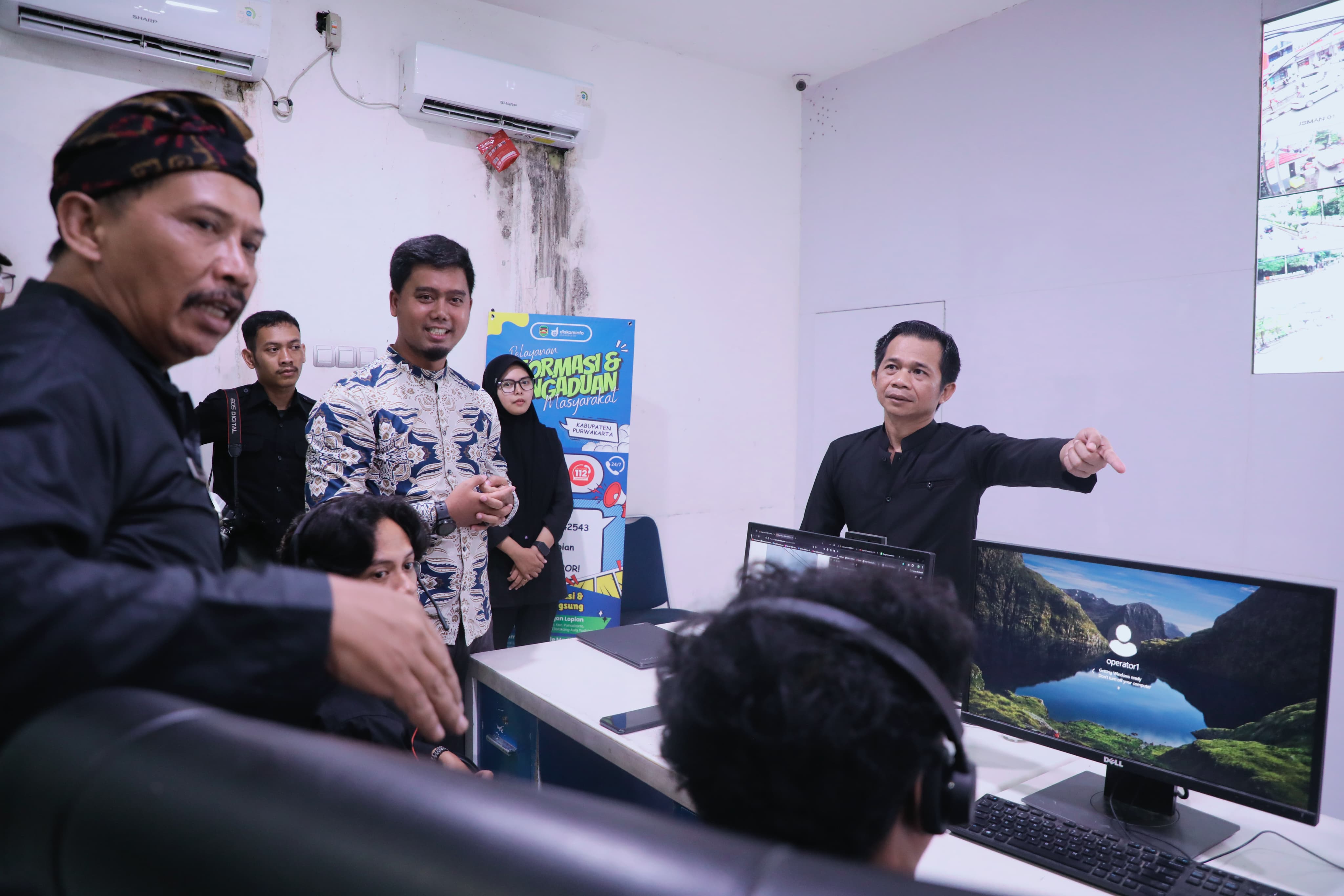 Ogan Lopian: Sistem Terintegrasi untuk Respon Cepat Layanan Publik di Purwakarta