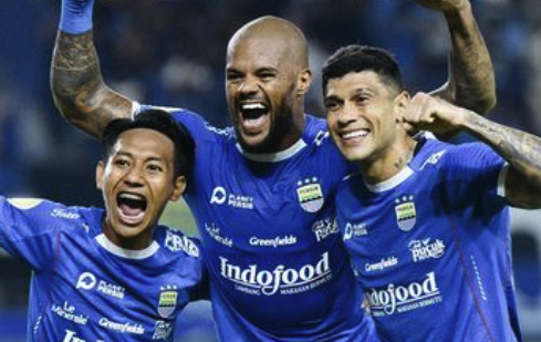 Update Klasemen Liga 1 Pekan ke-14: Persib Kuntit Persebaya!