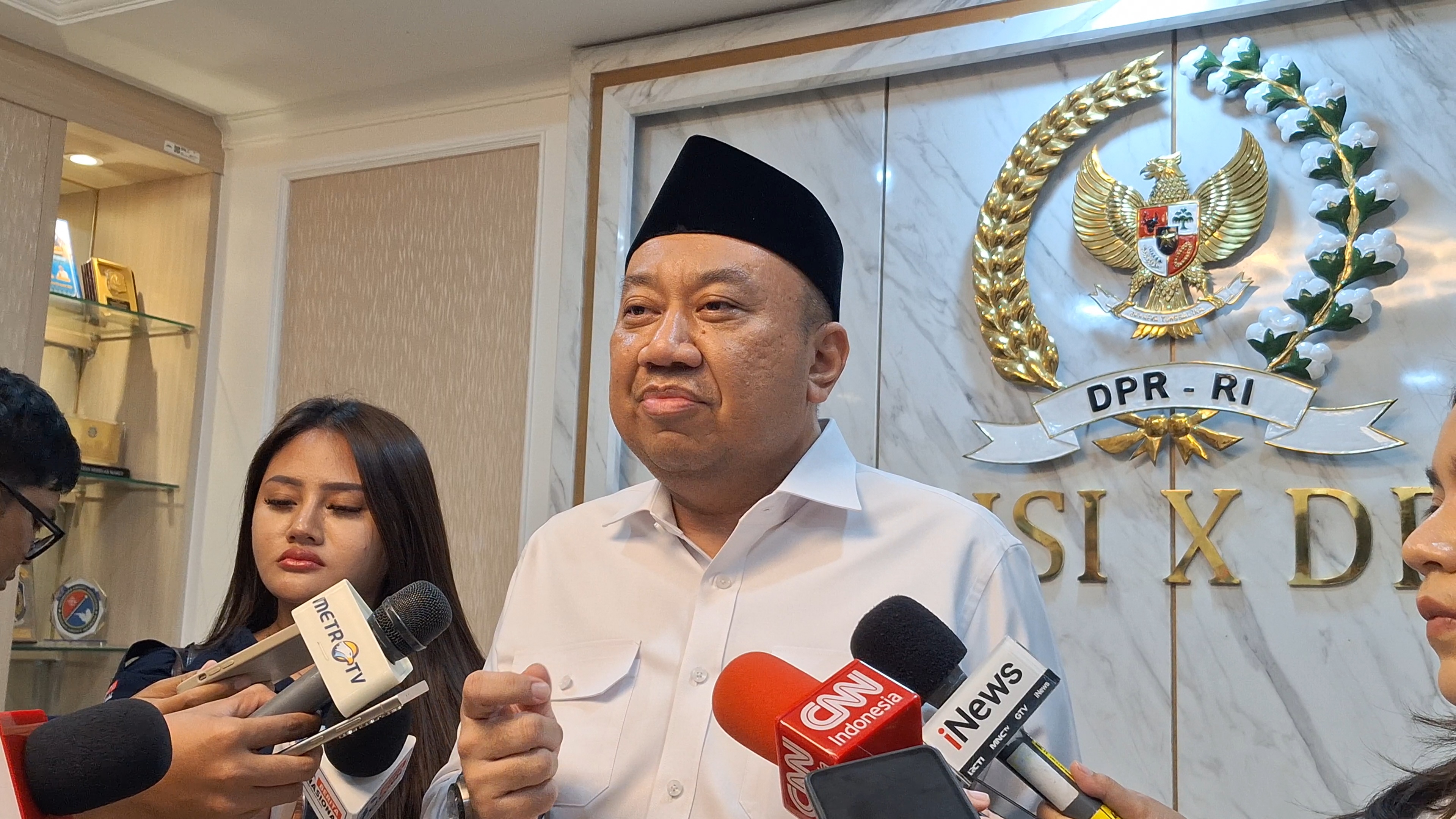 Komisi X DPR Minta Kebijakan Tidak Naik Kelas 2027 Dikaji Matang